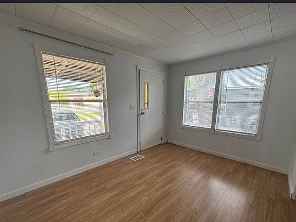 4th image of 9515 Clubhouse Ln