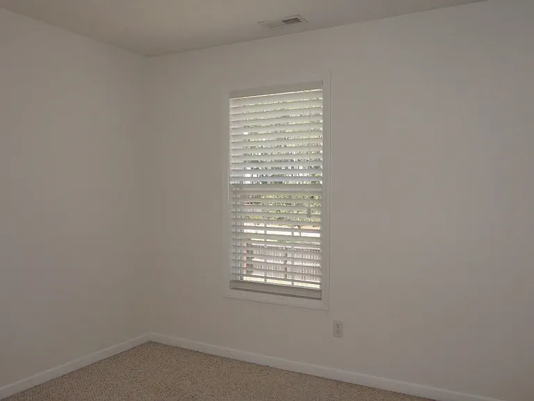 87 Arlington Dr — Photo 25