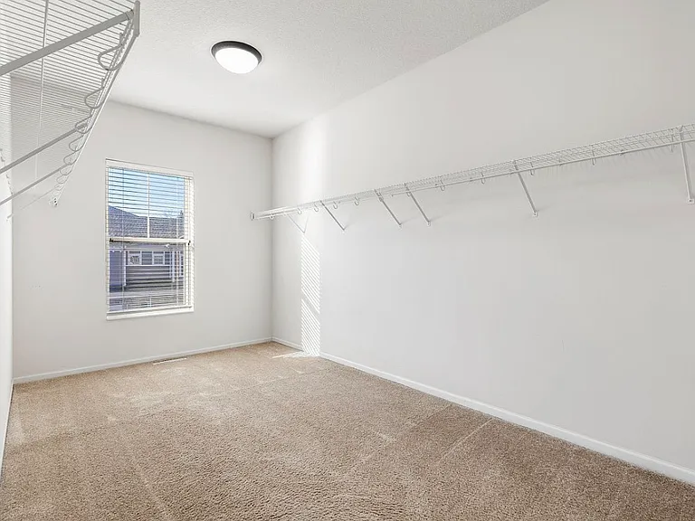 17830 Valley Cove Ct — Photo 9