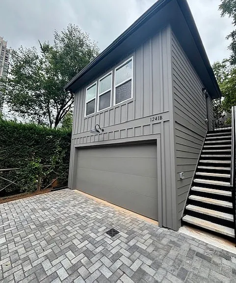 1241 Atlantic Dr NW #B — Photo 2