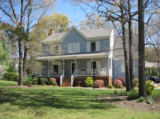 9342 Oak River Dr W, South Chesterfield, VA 23803