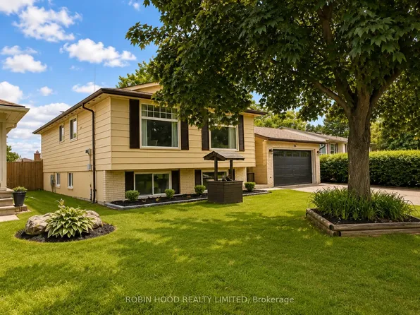 84 Elgar Ave, Hamilton, ON L9C 4E5