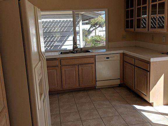 3rd image of 1858 Turnberry Dr