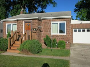 601 3rd Ave S, Clear Lake, SD 57226