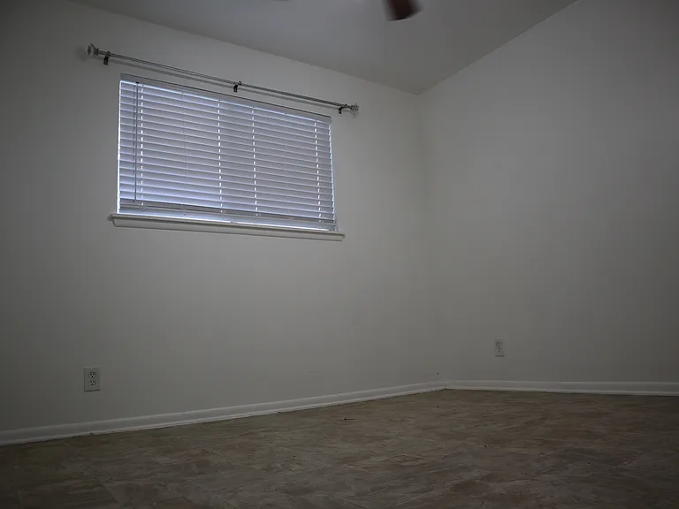 5726 Swift Creek Dr — Photo 36