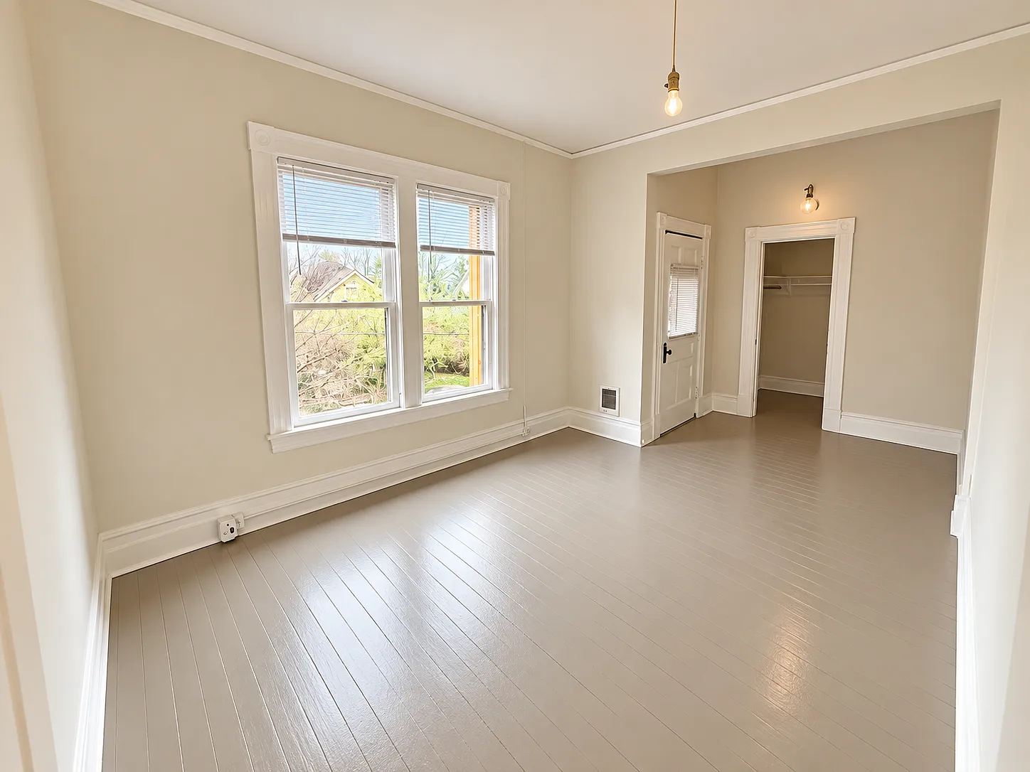 1 bed, 700 sqft, $1,920 — Photo 3