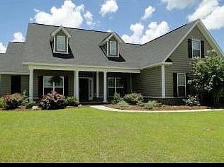 1st image of 321 Lovorn Cir