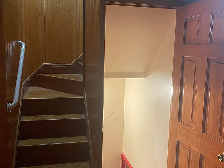 125 Comfort St #1 — Photo 3