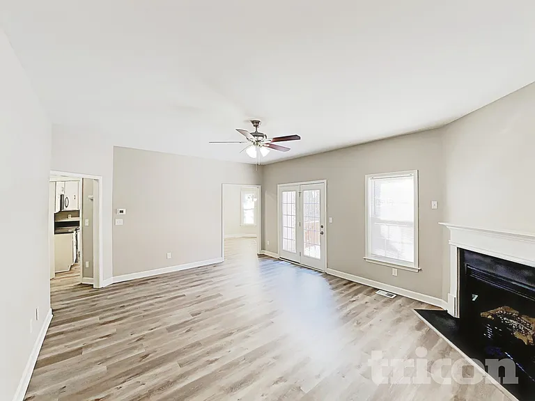 212 Water Mill Rd — Photo 3