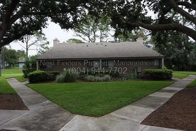 2 bed, 2.0 bath, 970 sqft, $1,950 — Photo 2