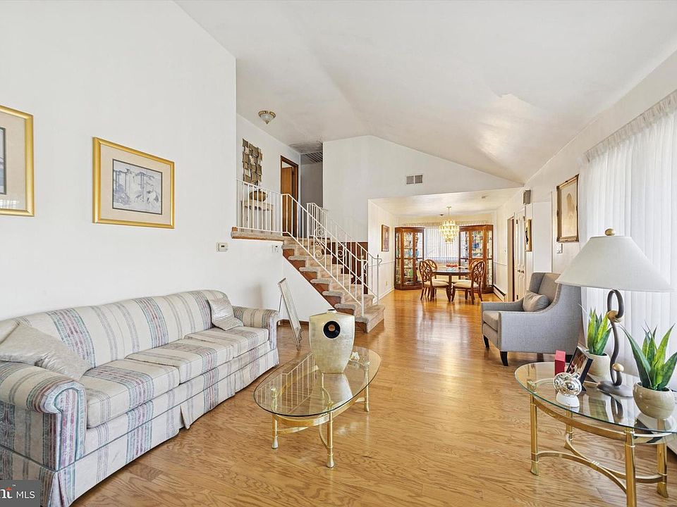 1st image of 4434 Homestead Ave