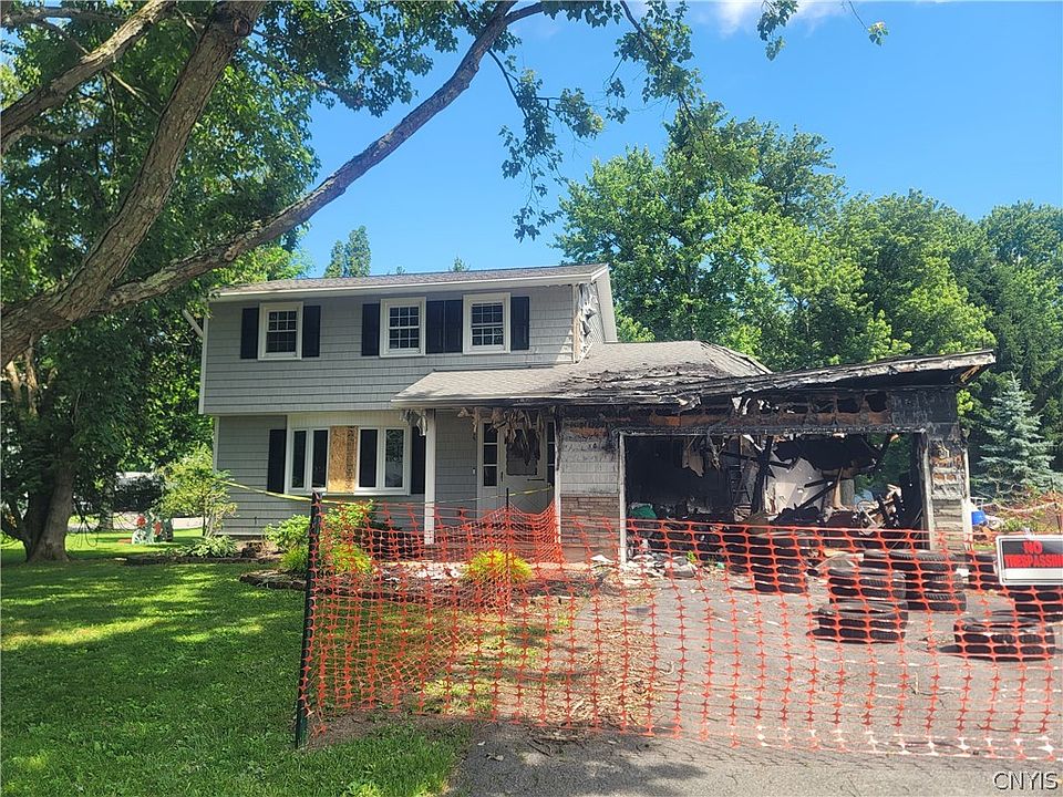 2nd image of 4033 Bay Park Dr