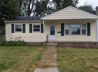 1746 E Mitchell Ave, Waterloo, IA 50702