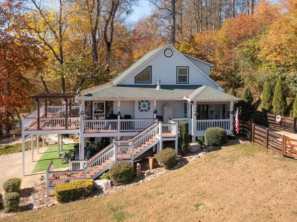 251 Laurel Creek Ln, Hayesville, NC 28904