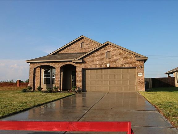 2nd image of 2714 Coral Dr