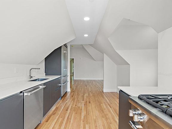3rd image of 12 Foskett St #3