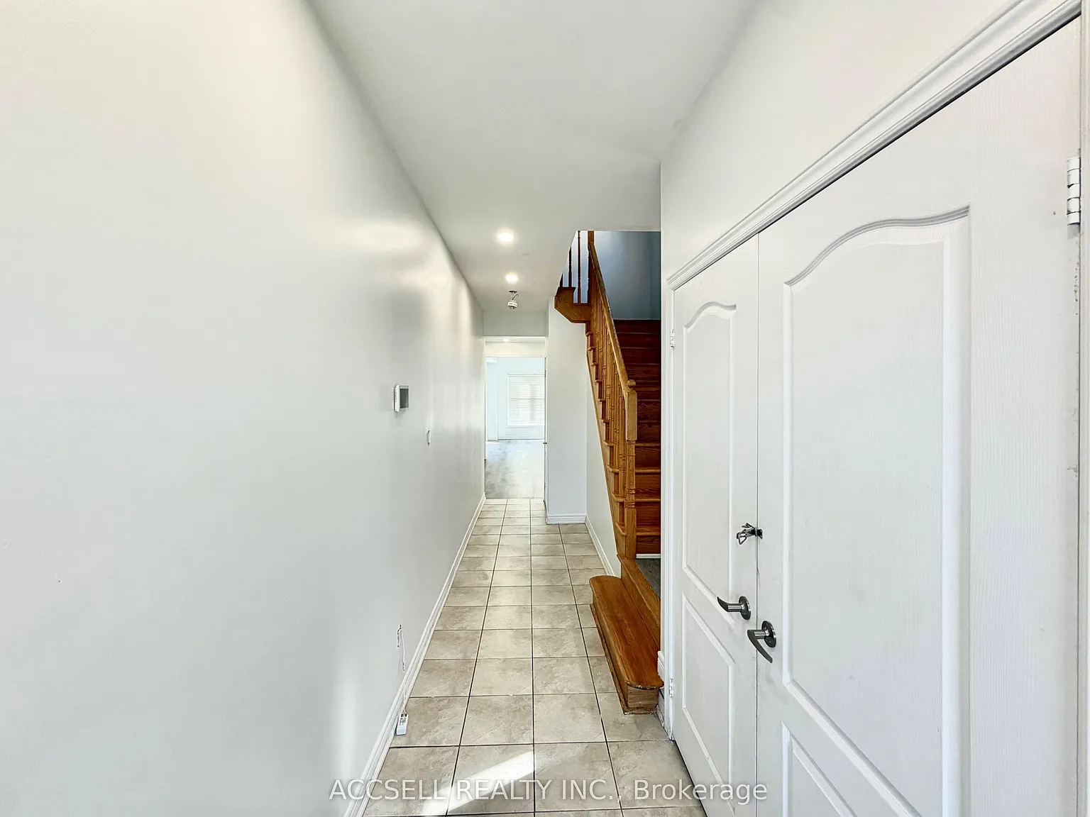 4 bed, $2,999 — Photo 3
