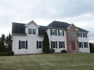 52 Coyote Cir, Feeding Hills, MA 01030