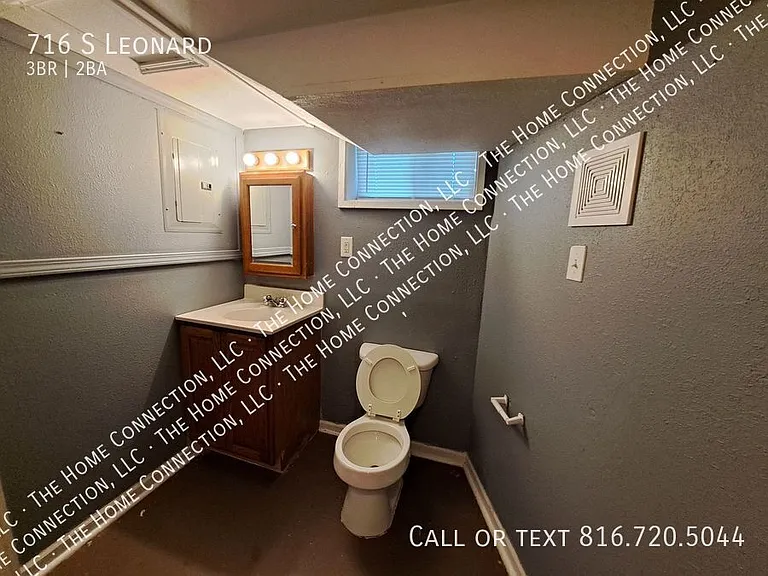 716 S Leonard St — Photo 21