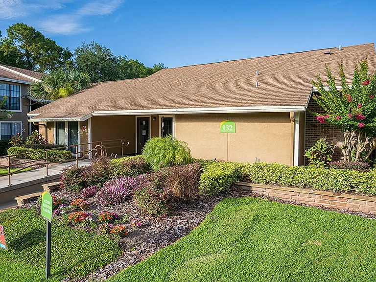 Forestlake Apartments — Photo 45
