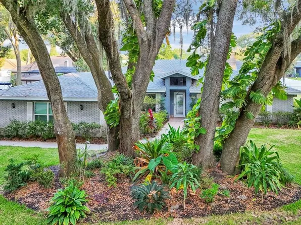 2610 TWELVE POINT DRIVE, LAKELAND, FL 33811