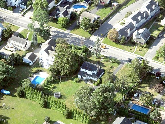 3rd image of 908 Sea Girt Ave