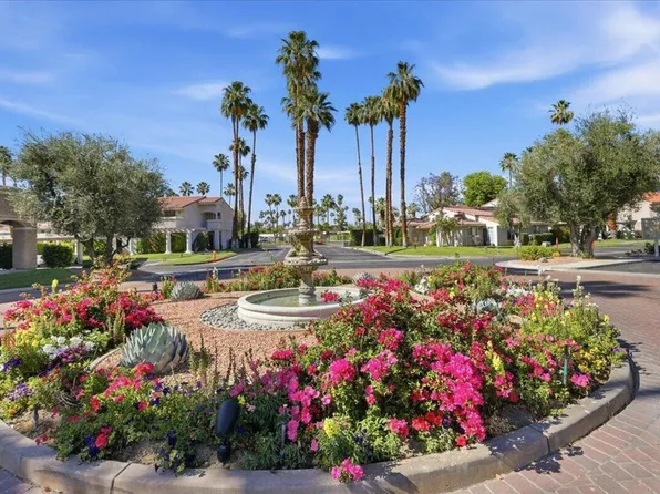 2001 Camino Parocela #J71, Palm Springs, CA 92264