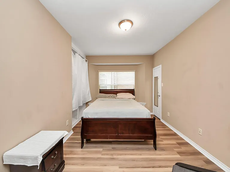 706 River Delta Ln — Photo 22