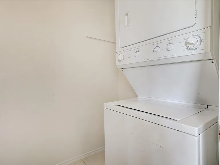 16304 Kicking Bird Dr — Photo 20