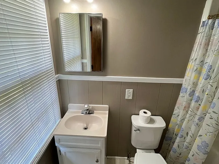 370 Farmbrooke Ln — Photo 26