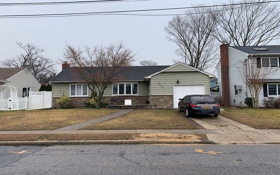1st image of 1687 Amsterdam Ave