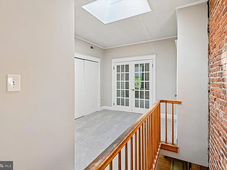 3720 Foster Ave — Photo 18