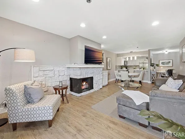 1396 El Camino Real Unit 207, Millbrae, CA 94030