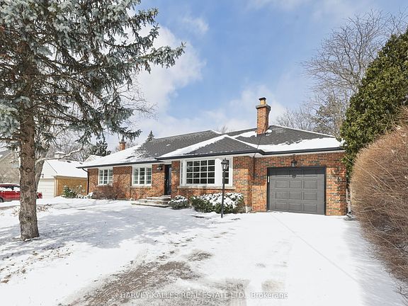 2nd image of 530 Blythwood Rd