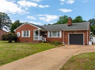 108 Bayberry Dr, Newport News, VA 23601