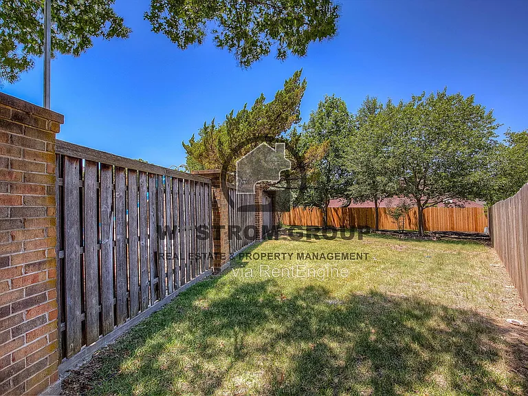 307 Oakmont Dr — Photo 50