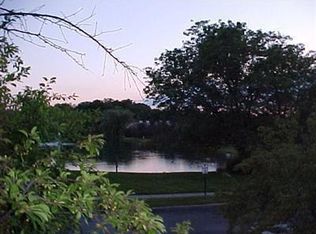 1104 Arrowhead Xing UNIT 235, Dayton, OH 45449