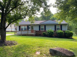 320 N Lee St, Mount Holly, NC 28120