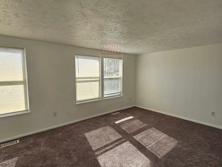 4944 Farrell Ct — Photo 20