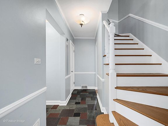 2nd image of 737 N Spring Ave