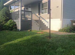 207 Clearfield Ct W, Lancaster, PA