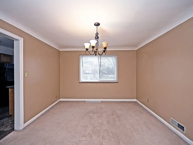 7552 Montgomery Rd #1A — Photo 8