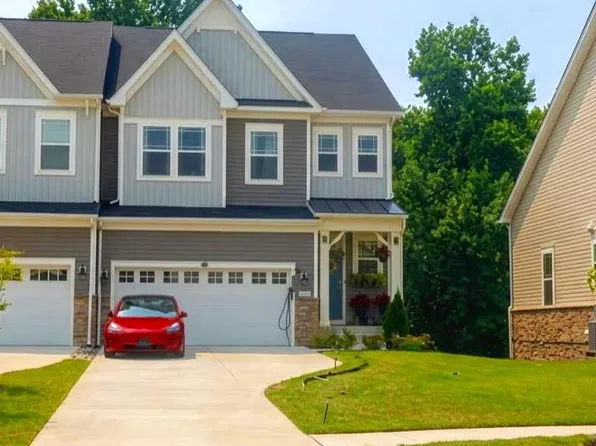 1904 Waters Landing Dr, Essex, MD 21221