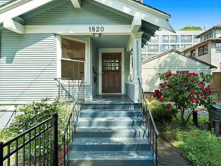 1820 NE 13th Ave #B — Photo 3