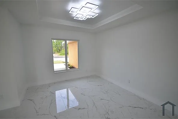 1132 Edelweiss St E — Photo 33