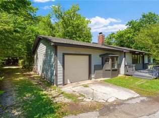 3730 E Huntsville Rd, Fayetteville, AR 72701