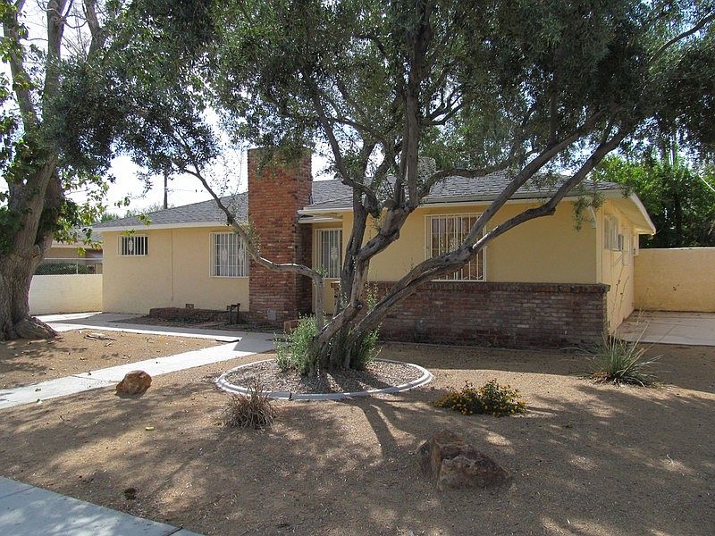 1st image of 710 Bracken Ave