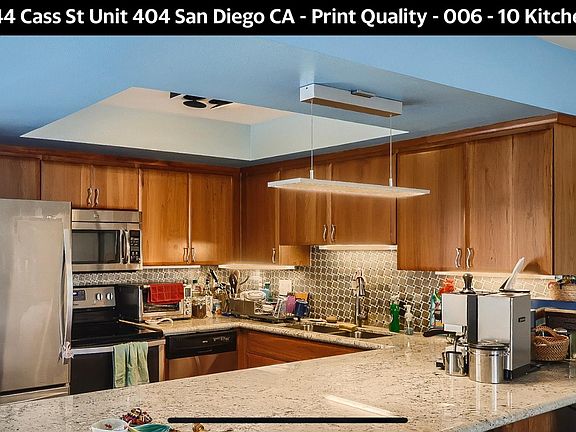 5th image of 4944 Cass St Unit 404