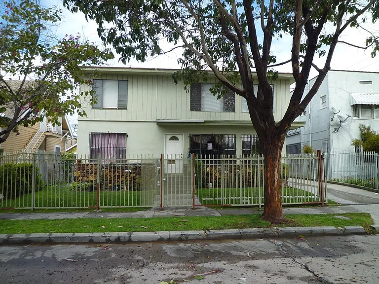 5707 Virginia Ave #8 — Photo 8