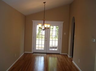 3135 Winchester Ave, Philadelphia, PA 19136